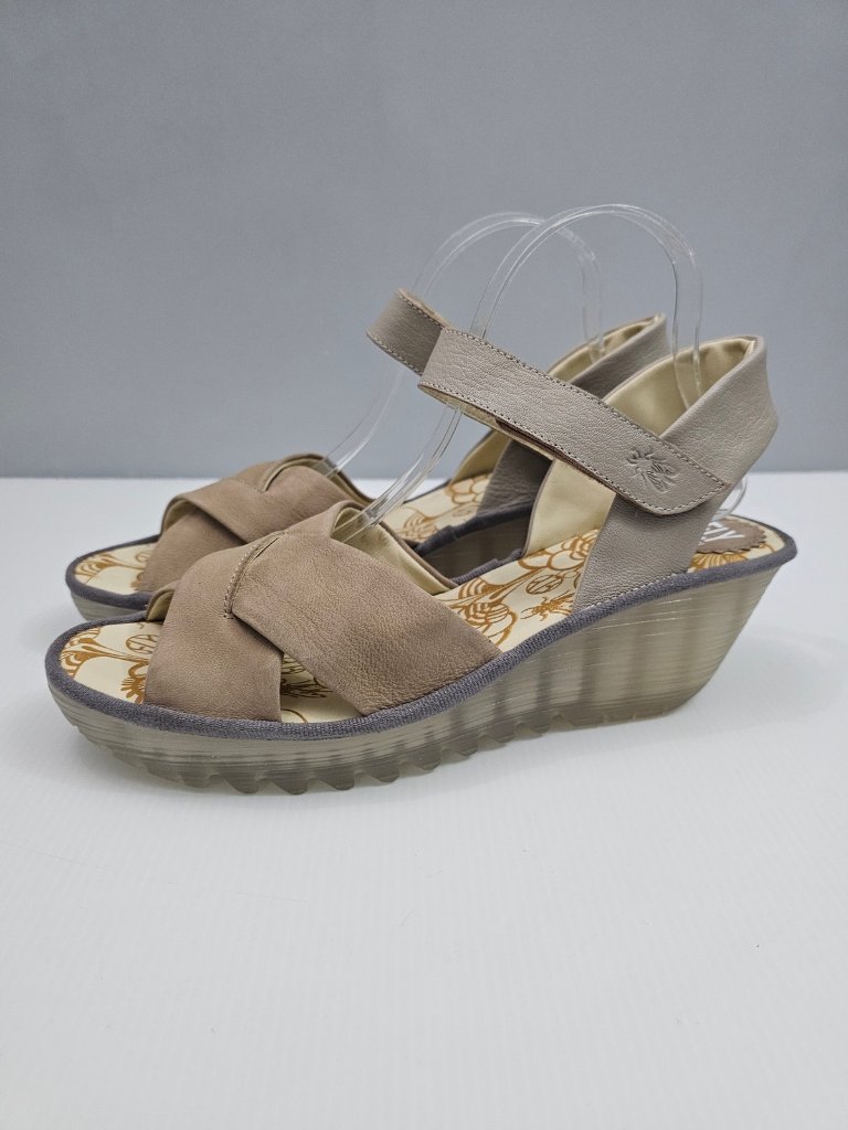 Fly London Yorg Platform Wedge Sandal Womens Eu 42 Taupe Leather Walking Comfort